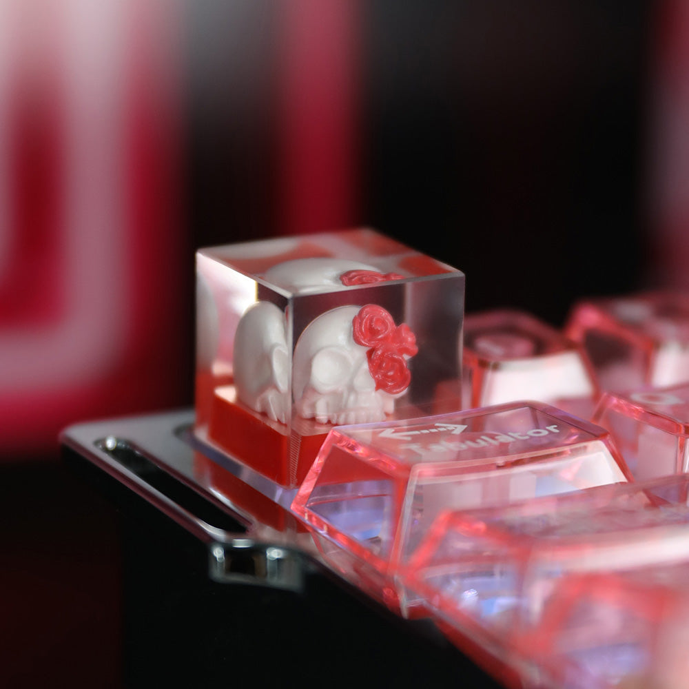 Skull & Roses Resin Artisan Keycap - Gothic Aesthetic for Mechanical Keyboards