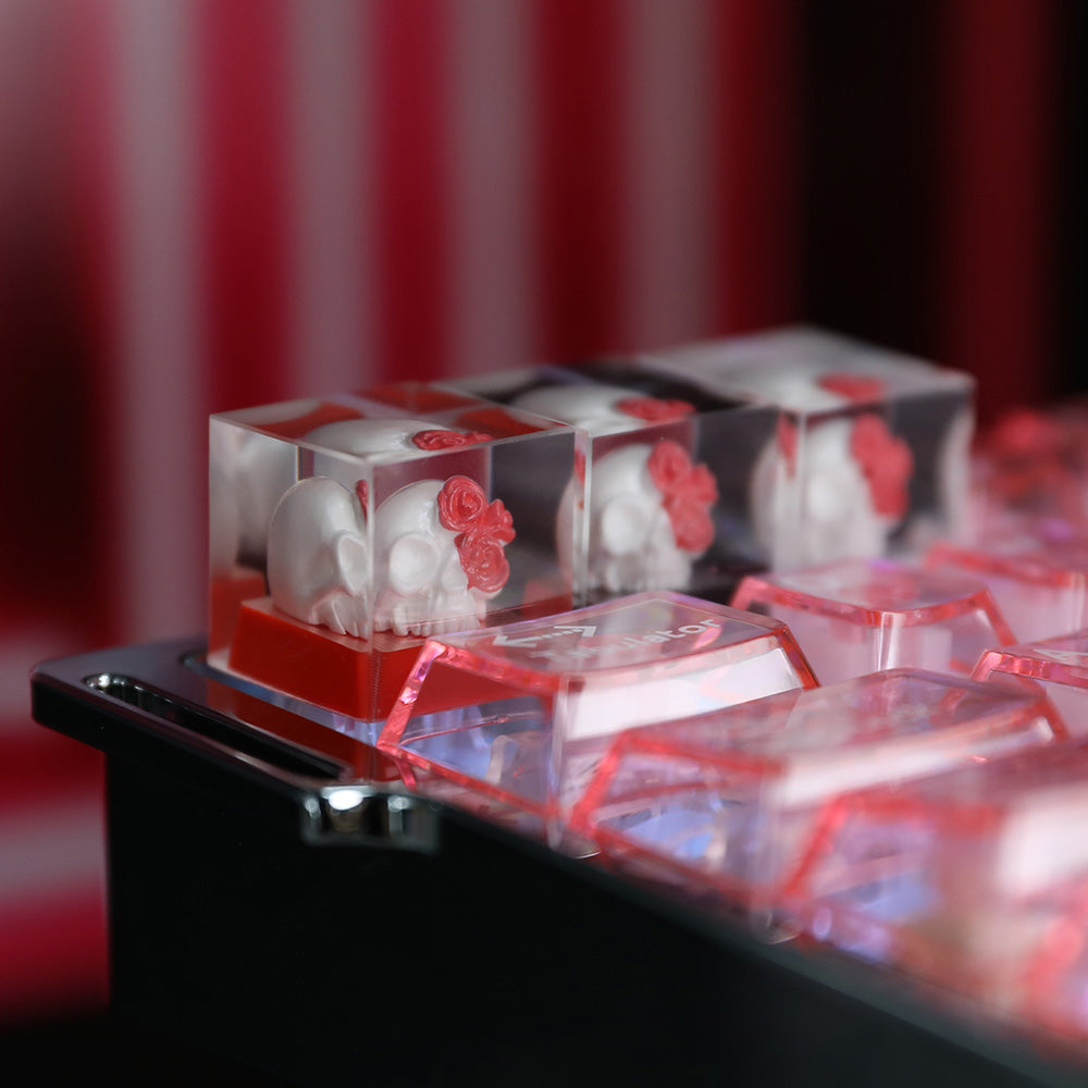 Skull & Roses Resin Artisan Keycap - Gothic Aesthetic for Mechanical Keyboards