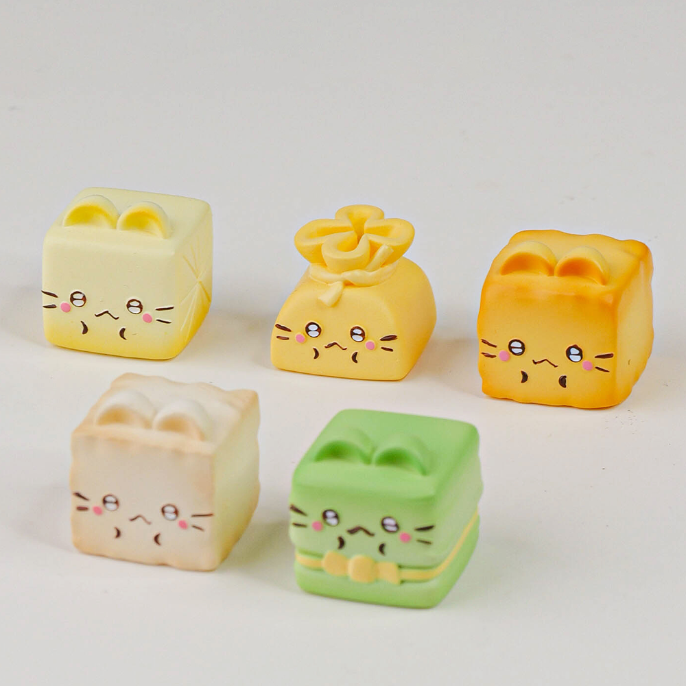 Cute Cat Shaped Artisan Keycaps, Kawaii Hand-painted Custom Keycaps for Mechanical Keyboards