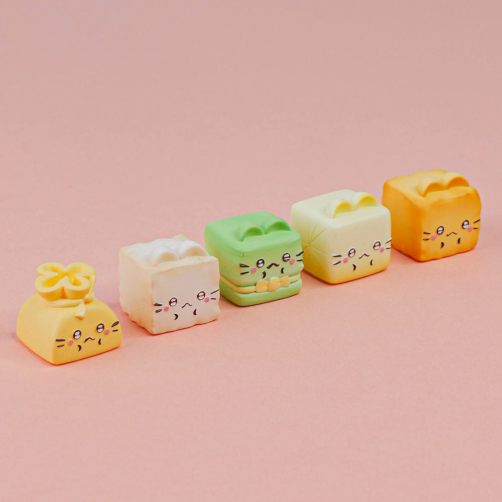 Cute Cat Shaped Artisan Keycaps, Kawaii Hand-painted Custom Keycaps for Mechanical Keyboards