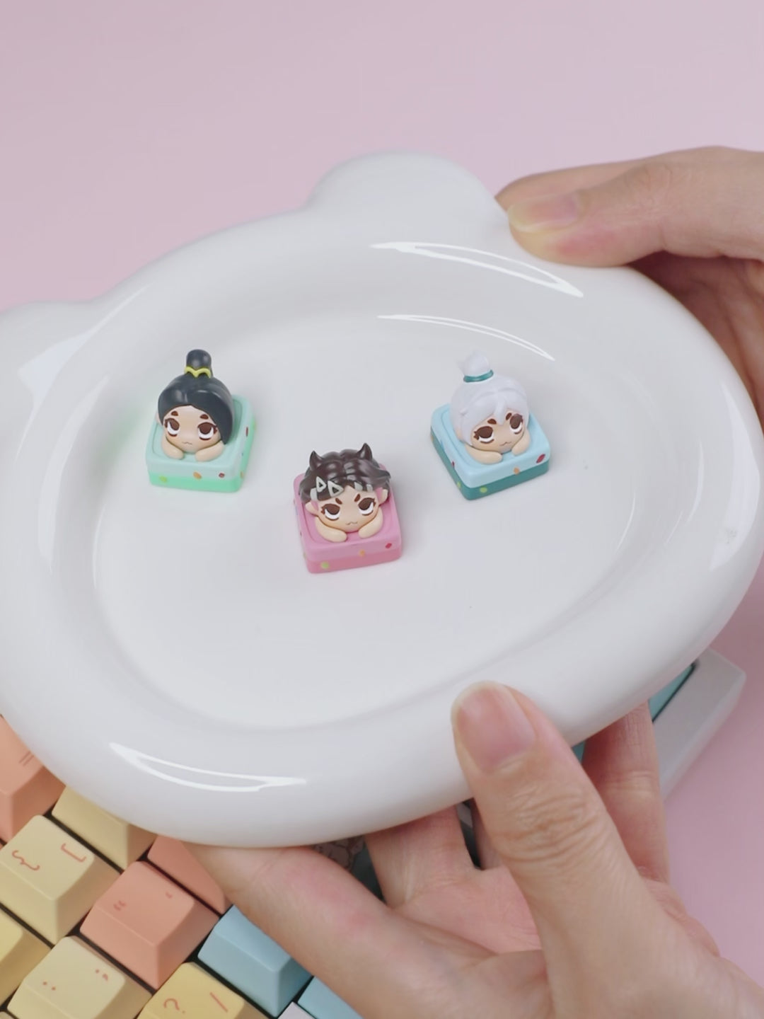 Valorant Agents Cute 3D Hand-painted Custom Keycaps, Translucent & Ergonomic Artisan Keycaps for Mechanical Keyboards